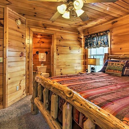 Expansive Gatlinburg Cabin Hot Tub, Deck And Grill! Exterior photo