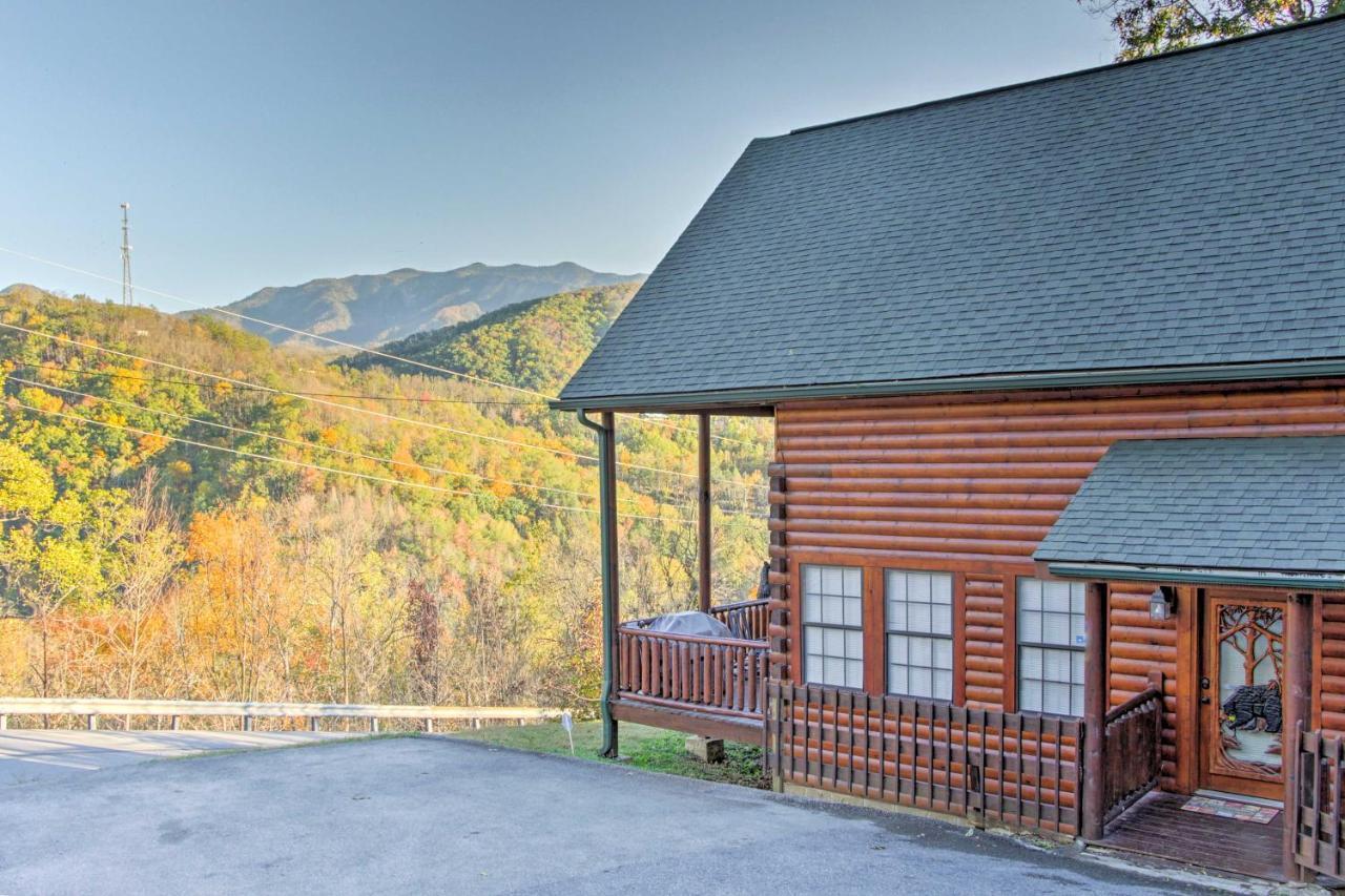 Expansive Gatlinburg Cabin Hot Tub, Deck And Grill! Villa Exterior photo