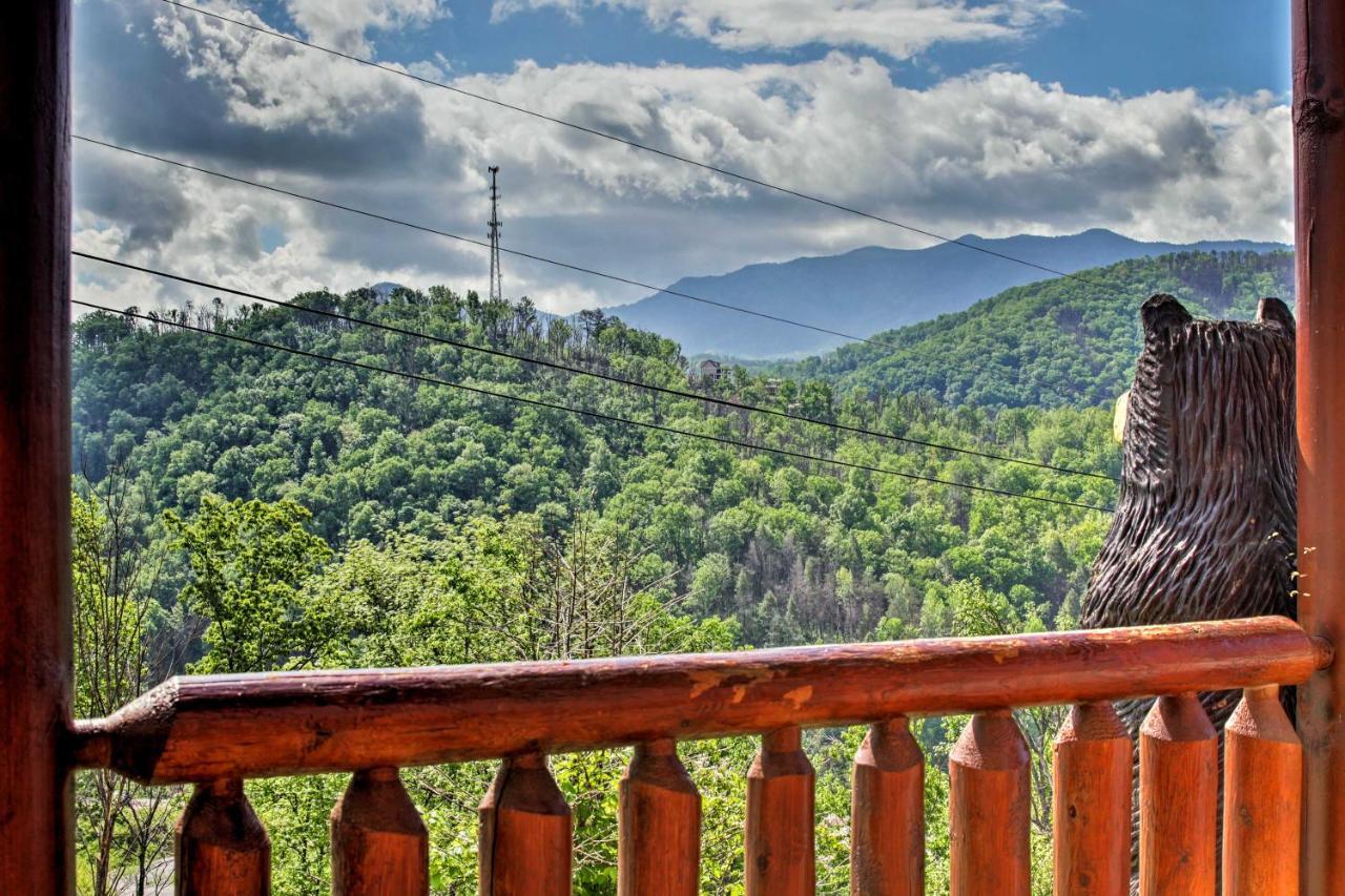 Expansive Gatlinburg Cabin Hot Tub, Deck And Grill! Villa Exterior photo